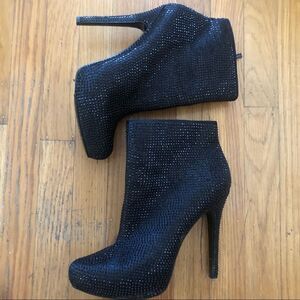 Report Signature Blk RhineStone Platform Boot 8.5